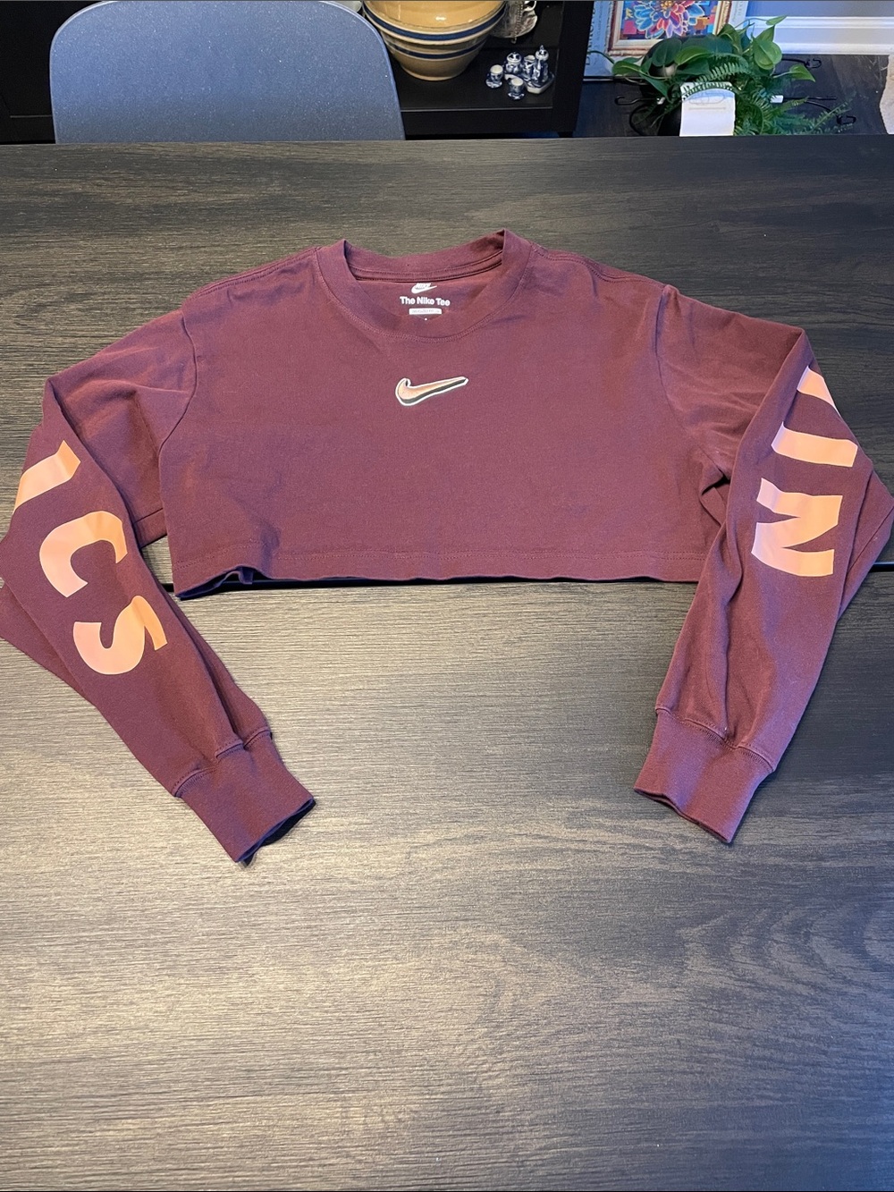 Nike Burgundy Cropped Long-Sleeve Top with Pink Sleeve Graphics